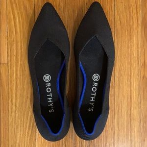 Black Rothy’s flats.